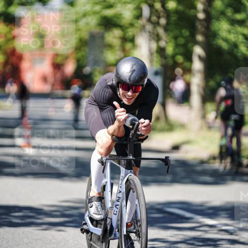09.08.2026 - GEWOBA Citytriathlon Bremen Michael Burmester http://msf.ph/oto/9949572 09.08.2026 12:54:24 Radfahren 574, 577, 639, 781, 792, 812, 816, 861, 864, 895, 1006, 1127 meine-sportfotos.de
