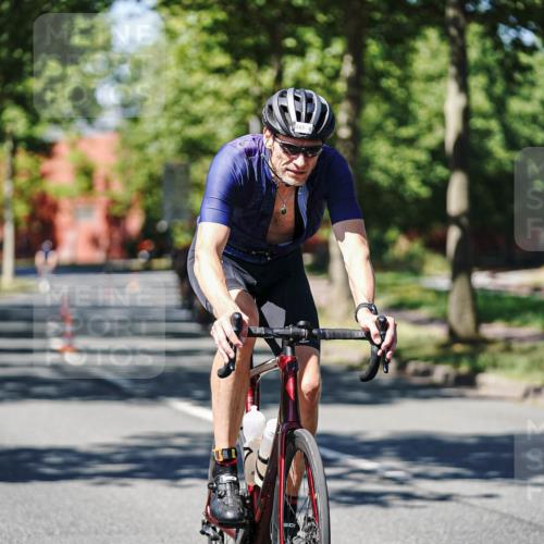 09.08.2026 - GEWOBA Citytriathlon Bremen Michael Burmester http://msf.ph/oto/9949578 09.08.2026 12:54:27 Radfahren 574, 577, 639, 781, 812, 816, 864, 895, 1006, 1127 meine-sportfotos.de