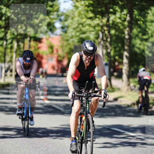 09.08.2026 - GEWOBA Citytriathlon Bremen Michael Burmester http://msf.ph/oto/9949580 09.08.2026 12:54:30 Radfahren 574, 577, 639, 781, 812, 816, 864, 1006, 1127, 1142 meine-sportfotos.de