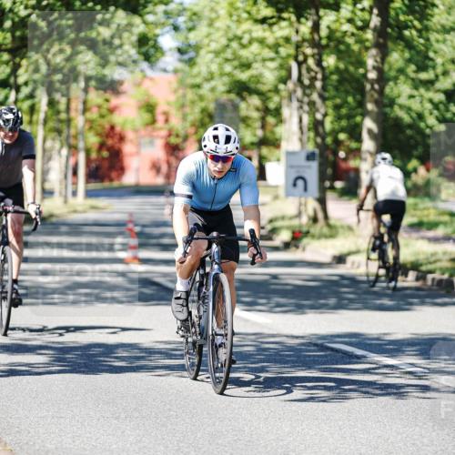 09.08.2026 - GEWOBA Citytriathlon Bremen Michael Burmester http://msf.ph/oto/9949592 09.08.2026 12:54:44 Radfahren 541, 596, 623, 695, 733, 744, 935, 1118, 1142 meine-sportfotos.de