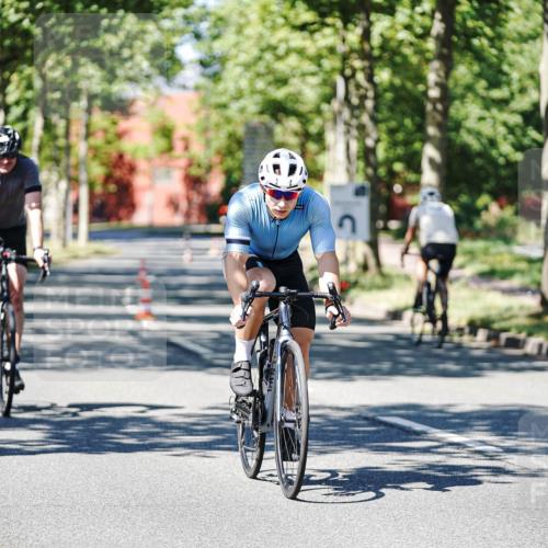 09.08.2026 - GEWOBA Citytriathlon Bremen Michael Burmester http://msf.ph/oto/9949593 09.08.2026 12:54:44 Radfahren 541, 596, 623, 695, 733, 744, 935, 1118, 1142 meine-sportfotos.de