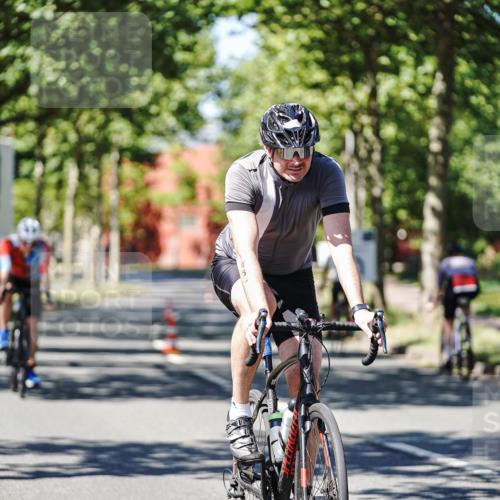 09.08.2026 - GEWOBA Citytriathlon Bremen Michael Burmester http://msf.ph/oto/9949596 09.08.2026 12:54:45 Radfahren 541, 596, 623, 695, 733, 744, 935, 1118, 1142 meine-sportfotos.de