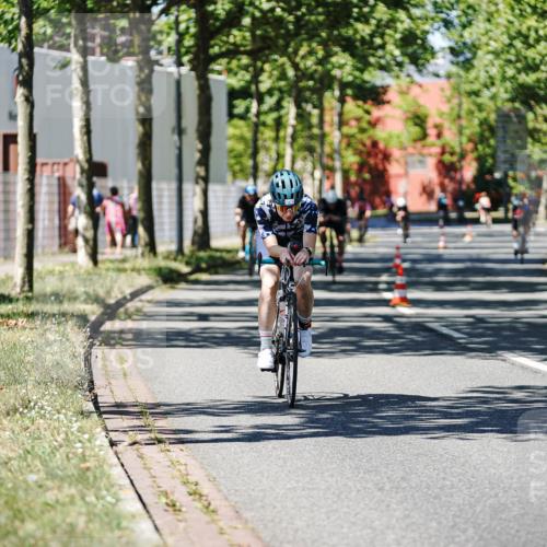 09.08.2026 - GEWOBA Citytriathlon Bremen Michael Burmester http://msf.ph/oto/9949608 09.08.2026 12:55:01 Radfahren 565, 568, 745, 839, 935 meine-sportfotos.de