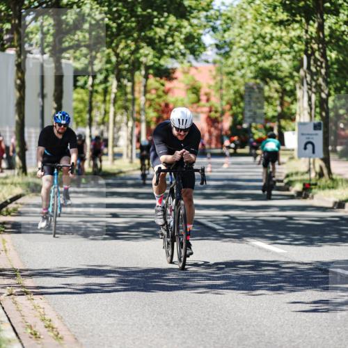 09.08.2026 - GEWOBA Citytriathlon Bremen Michael Burmester http://msf.ph/oto/9949613 09.08.2026 12:55:04 Radfahren 565, 568, 743, 745, 839, 911, 970 meine-sportfotos.de