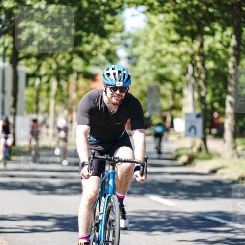09.08.2026 - GEWOBA Citytriathlon Bremen Michael Burmester http://msf.ph/oto/9949615 09.08.2026 12:55:06 Radfahren 565, 568, 743, 745, 839, 911, 970 meine-sportfotos.de