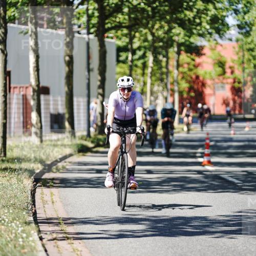 09.08.2026 - GEWOBA Citytriathlon Bremen Michael Burmester http://msf.ph/oto/9949628 09.08.2026 12:55:26 Radfahren 705, 789, 918, 930, 938, 960, 1111, 1131, 1147 meine-sportfotos.de
