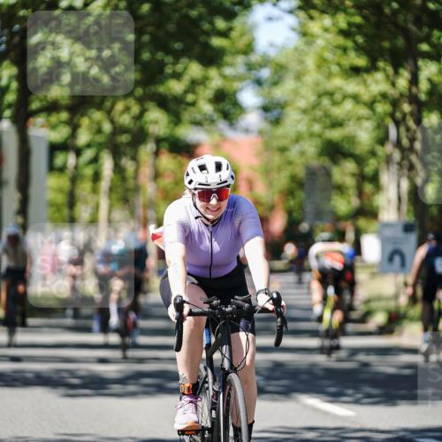09.08.2026 - GEWOBA Citytriathlon Bremen Michael Burmester http://msf.ph/oto/9949631 09.08.2026 12:55:27 Radfahren 705, 789, 918, 930, 938, 948, 960, 1111, 1131, 1147 meine-sportfotos.de