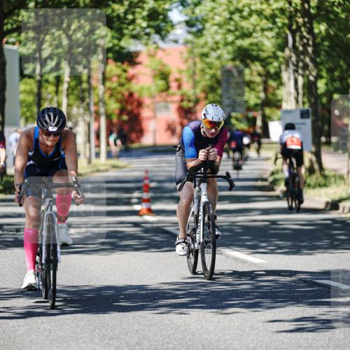 09.08.2026 - GEWOBA Citytriathlon Bremen Michael Burmester http://msf.ph/oto/9949643 09.08.2026 12:55:35 Radfahren 653, 675, 694, 872, 918, 938, 948, 960, 1111, 1131, 1147 meine-sportfotos.de