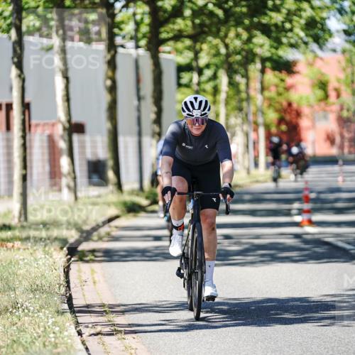 09.08.2026 - GEWOBA Citytriathlon Bremen Michael Burmester http://msf.ph/oto/9949662 09.08.2026 12:55:58 Radfahren 612, 667, 763, 783, 897, 1005, 1146, 1156 meine-sportfotos.de