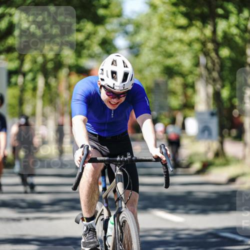 09.08.2026 - GEWOBA Citytriathlon Bremen Michael Burmester http://msf.ph/oto/9949676 09.08.2026 12:56:10 Radfahren 564, 612, 664, 667, 673, 763, 780, 810, 819, 897, 1005, 1126, 1156 meine-sportfotos.de