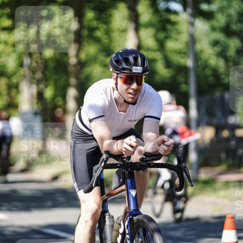 09.08.2026 - GEWOBA Citytriathlon Bremen Michael Burmester http://msf.ph/oto/9949683 09.08.2026 12:56:14 Radfahren 564, 664, 673, 759, 763, 780, 810, 819, 897, 912, 1005, 1126 meine-sportfotos.de