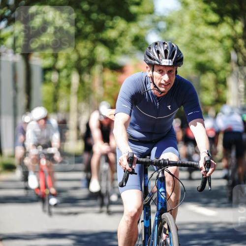 09.08.2026 - GEWOBA Citytriathlon Bremen Michael Burmester http://msf.ph/oto/9949695 09.08.2026 12:56:23 Radfahren 664, 671, 673, 759, 912, 1017, 1113, 1126 meine-sportfotos.de