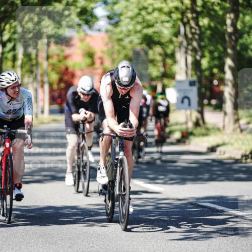 09.08.2026 - GEWOBA Citytriathlon Bremen Michael Burmester http://msf.ph/oto/9949696 09.08.2026 12:56:24 Radfahren 664, 671, 673, 759, 871, 912, 1017, 1113 meine-sportfotos.de