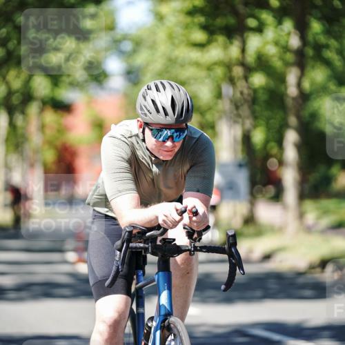 09.08.2026 - GEWOBA Citytriathlon Bremen Michael Burmester http://msf.ph/oto/9949705 09.08.2026 12:56:30 Radfahren 671, 727, 759, 774, 848, 871, 902, 912, 1017, 1113 meine-sportfotos.de