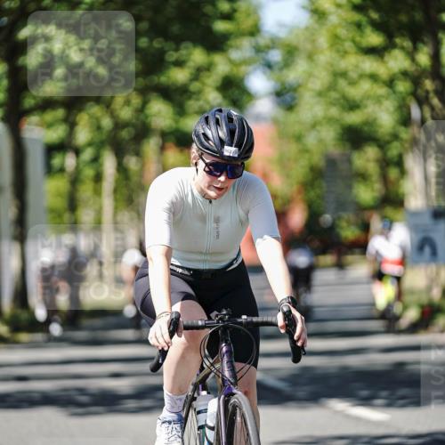 09.08.2026 - GEWOBA Citytriathlon Bremen Michael Burmester http://msf.ph/oto/9949729 09.08.2026 12:57:00 Radfahren 601, 620, 637, 696, 740, 766, 767, 844, 896, 1012, 1109 meine-sportfotos.de