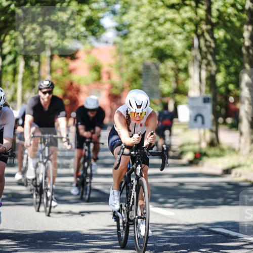 09.08.2026 - GEWOBA Citytriathlon Bremen Michael Burmester http://msf.ph/oto/9949730 09.08.2026 12:57:03 Radfahren 601, 620, 637, 696, 740, 766, 767, 844, 896, 972, 1012, 1109 meine-sportfotos.de