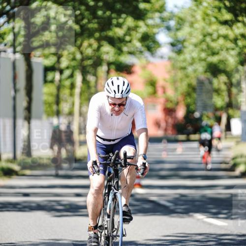 09.08.2026 - GEWOBA Citytriathlon Bremen Michael Burmester http://msf.ph/oto/9949737 09.08.2026 12:57:07 Radfahren 601, 620, 637, 696, 766, 806, 844, 896, 972, 1012, 1109 meine-sportfotos.de