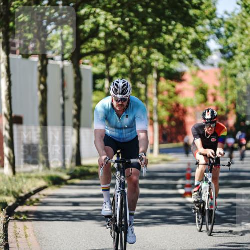 09.08.2026 - GEWOBA Citytriathlon Bremen Michael Burmester http://msf.ph/oto/9949757 09.08.2026 12:57:27 Radfahren 586, 603, 701, 702, 806, 834, 838, 858, 886, 982 meine-sportfotos.de