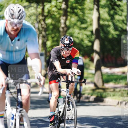 09.08.2026 - GEWOBA Citytriathlon Bremen Michael Burmester http://msf.ph/oto/9949760 09.08.2026 12:57:28 Radfahren 586, 603, 701, 702, 834, 838, 858, 886, 982 meine-sportfotos.de