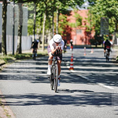 09.08.2026 - GEWOBA Citytriathlon Bremen Michael Burmester http://msf.ph/oto/9949765 09.08.2026 12:57:36 Radfahren 603, 627, 701, 702, 834, 858, 888, 982, 1153 meine-sportfotos.de