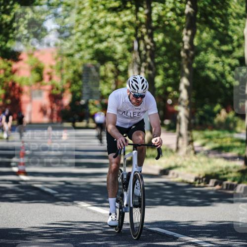 09.08.2026 - GEWOBA Citytriathlon Bremen Michael Burmester http://msf.ph/oto/9949793 09.08.2026 12:57:58 Radfahren 548, 602, 625, 707, 711, 718, 809, 919, 931, 943, 954, 998, 1003, 1121, 1136 meine-sportfotos.de