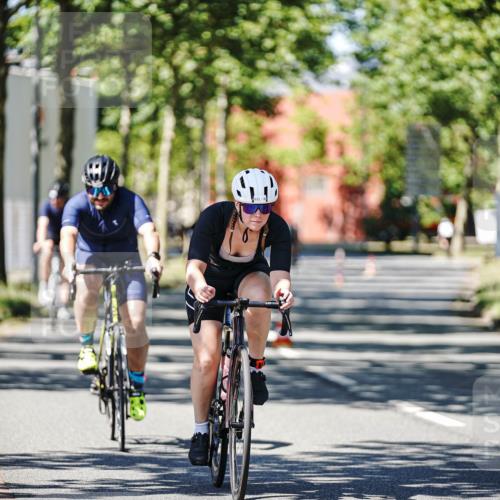 09.08.2026 - GEWOBA Citytriathlon Bremen Michael Burmester http://msf.ph/oto/9949801 09.08.2026 12:58:04 Radfahren 548, 578, 602, 625, 711, 718, 809, 919, 931, 943, 954, 976, 998, 1003, 1121, 1154 meine-sportfotos.de
