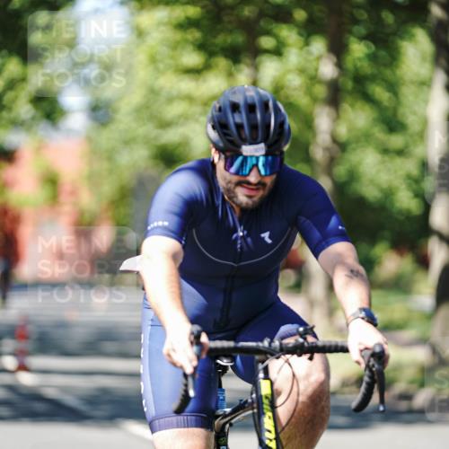 09.08.2026 - GEWOBA Citytriathlon Bremen Michael Burmester http://msf.ph/oto/9949804 09.08.2026 12:58:05 Radfahren 548, 578, 602, 625, 711, 718, 809, 919, 931, 943, 954, 976, 998, 1003, 1121, 1154 meine-sportfotos.de