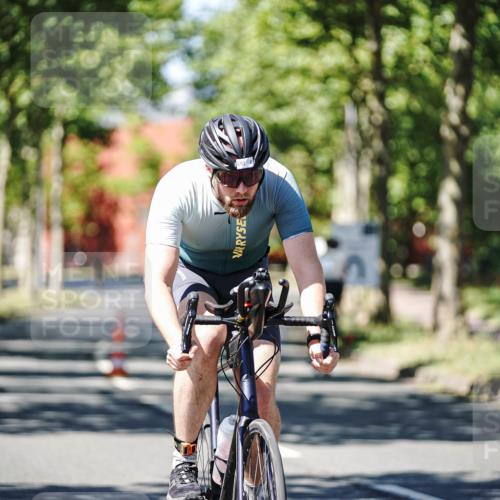 09.08.2026 - GEWOBA Citytriathlon Bremen Michael Burmester http://msf.ph/oto/9949816 09.08.2026 12:58:13 Radfahren 578, 602, 625, 651, 798, 931, 943, 976, 1003, 1121, 1154 meine-sportfotos.de