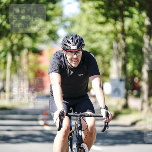 09.08.2026 - GEWOBA Citytriathlon Bremen Michael Burmester http://msf.ph/oto/9949821 09.08.2026 12:58:18 Radfahren 578, 651, 796, 798, 976, 1154 meine-sportfotos.de