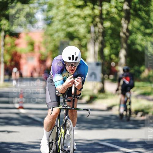 09.08.2026 - GEWOBA Citytriathlon Bremen Michael Burmester http://msf.ph/oto/9949851 09.08.2026 12:59:09 Radfahren 588, 656, 672, 732, 1148 meine-sportfotos.de