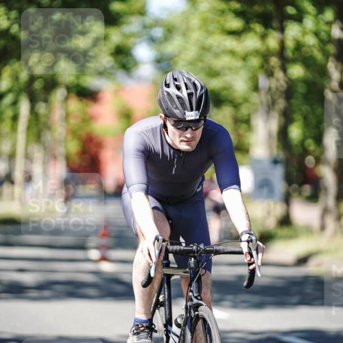 09.08.2026 - GEWOBA Citytriathlon Bremen Michael Burmester http://msf.ph/oto/9949854 09.08.2026 12:59:11 Radfahren 588, 656, 672, 732, 1115 meine-sportfotos.de