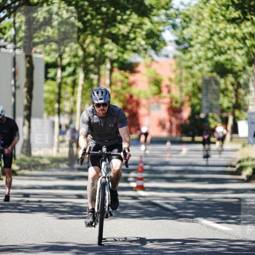 09.08.2026 - GEWOBA Citytriathlon Bremen Michael Burmester http://msf.ph/oto/9949859 09.08.2026 12:59:23 Radfahren 635, 693, 732, 805, 1115 meine-sportfotos.de