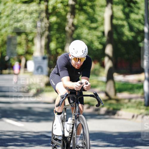 09.08.2026 - GEWOBA Citytriathlon Bremen Michael Burmester http://msf.ph/oto/9949863 09.08.2026 12:59:30 Radfahren 635, 658, 693, 805, 1115 meine-sportfotos.de