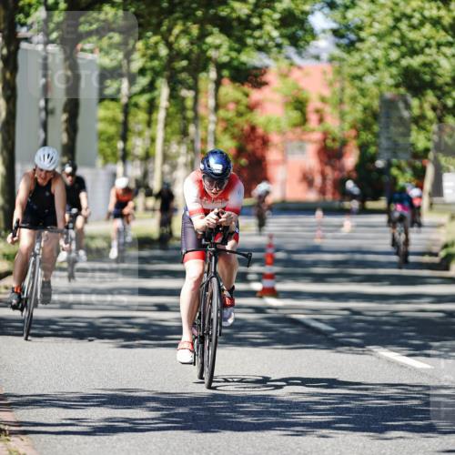 09.08.2026 - GEWOBA Citytriathlon Bremen Michael Burmester http://msf.ph/oto/9949872 09.08.2026 12:59:46 Radfahren 658, 712, 800, 817, 923, 942, 951, 956 meine-sportfotos.de