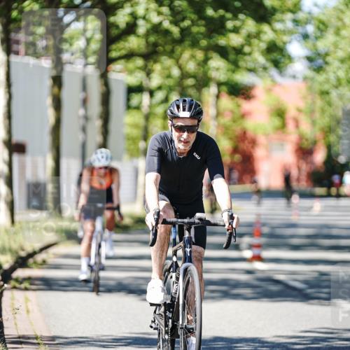 09.08.2026 - GEWOBA Citytriathlon Bremen Michael Burmester http://msf.ph/oto/9949878 09.08.2026 12:59:49 Radfahren 543, 712, 800, 817, 923, 942, 951, 956 meine-sportfotos.de