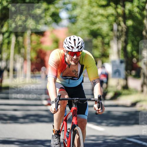 09.08.2026 - GEWOBA Citytriathlon Bremen Michael Burmester http://msf.ph/oto/9949914 09.08.2026 13:00:21 Radfahren 660, 661, 753, 1010, 1128 meine-sportfotos.de