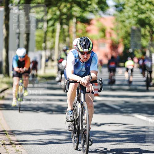 09.08.2026 - GEWOBA Citytriathlon Bremen Michael Burmester http://msf.ph/oto/9949932 09.08.2026 13:00:39 Radfahren 621, 633, 649, 700, 720, 870, 915, 933, 940, 989, 1104, 1123 meine-sportfotos.de