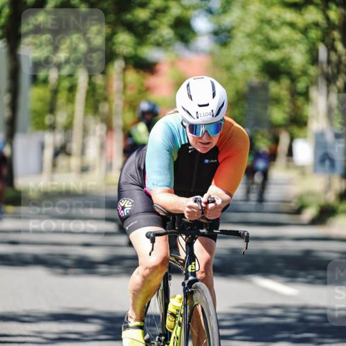 09.08.2026 - GEWOBA Citytriathlon Bremen Michael Burmester http://msf.ph/oto/9949935 09.08.2026 13:00:40 Radfahren 621, 633, 649, 700, 720, 870, 915, 933, 940, 989, 1104, 1123 meine-sportfotos.de