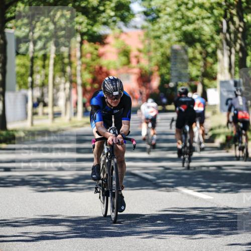 09.08.2026 - GEWOBA Citytriathlon Bremen Michael Burmester http://msf.ph/oto/9949949 09.08.2026 13:00:50 Radfahren 870, 933, 940, 989, 1004, 1104, 1107 meine-sportfotos.de