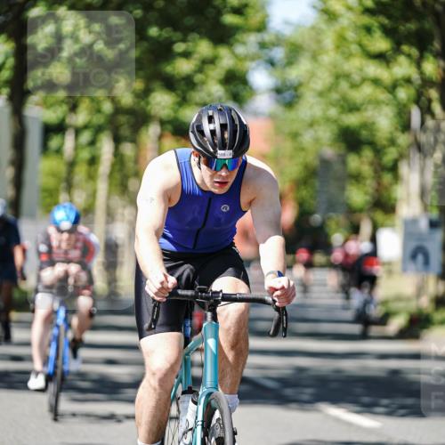 09.08.2026 - GEWOBA Citytriathlon Bremen Michael Burmester http://msf.ph/oto/9949964 09.08.2026 13:01:09 Radfahren 558, 643, 644, 782, 785, 797, 843, 944 meine-sportfotos.de