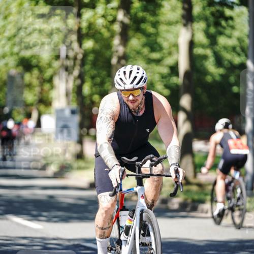 09.08.2026 - GEWOBA Citytriathlon Bremen Michael Burmester http://msf.ph/oto/9949982 09.08.2026 13:01:24 Radfahren 551, 556, 666, 714, 797, 801, 854, 859, 862, 878, 1140 meine-sportfotos.de