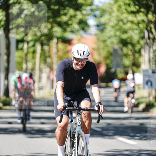 09.08.2026 - GEWOBA Citytriathlon Bremen Michael Burmester http://msf.ph/oto/9949999 09.08.2026 13:01:42 Radfahren 587, 631, 669, 690, 729, 746, 764, 775, 831, 859, 862, 991, 1014, 1120 meine-sportfotos.de