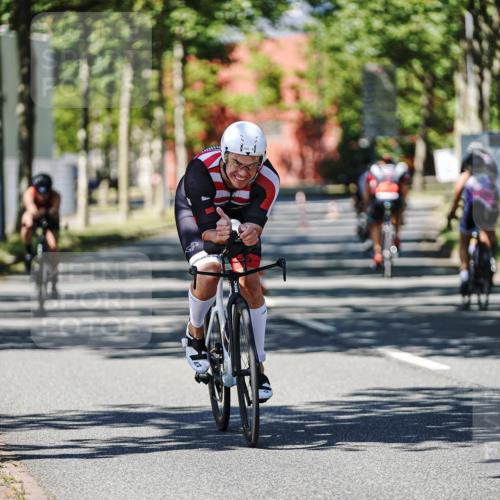 09.08.2026 - GEWOBA Citytriathlon Bremen Michael Burmester http://msf.ph/oto/9950012 09.08.2026 13:01:49 Radfahren 587, 631, 690, 729, 746, 764, 775, 831, 1014, 1120 meine-sportfotos.de