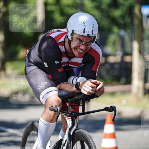 09.08.2026 - GEWOBA Citytriathlon Bremen Michael Burmester http://msf.ph/oto/9950017 09.08.2026 13:01:50 Radfahren 587, 631, 690, 729, 746, 764, 775, 813, 831, 889, 1014, 1120, 1125 meine-sportfotos.de