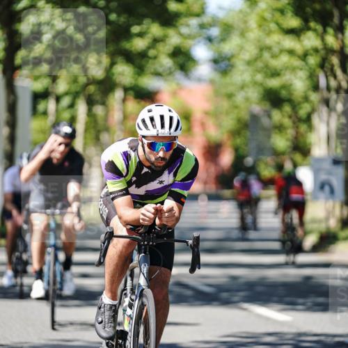 09.08.2026 - GEWOBA Citytriathlon Bremen Michael Burmester http://msf.ph/oto/9950053 09.08.2026 13:02:27 Radfahren 614, 632, 676, 723, 791, 873, 966, 1007, 1011 meine-sportfotos.de