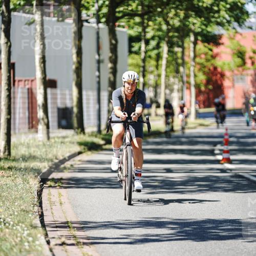 09.08.2026 - GEWOBA Citytriathlon Bremen Michael Burmester http://msf.ph/oto/9950060 09.08.2026 13:02:30 Radfahren 607, 614, 632, 676, 723, 791, 873, 966, 1007, 1011, 1020 meine-sportfotos.de