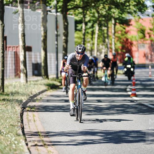 09.08.2026 - GEWOBA Citytriathlon Bremen Michael Burmester http://msf.ph/oto/9950066 09.08.2026 13:02:34 Radfahren 607, 614, 632, 676, 691, 723, 791, 873, 966, 1007, 1011, 1020 meine-sportfotos.de