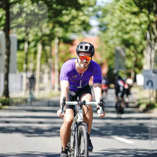 09.08.2026 - GEWOBA Citytriathlon Bremen Michael Burmester http://msf.ph/oto/9950089 09.08.2026 13:02:43 Radfahren 549, 607, 614, 654, 691, 791, 873, 1007, 1020 meine-sportfotos.de
