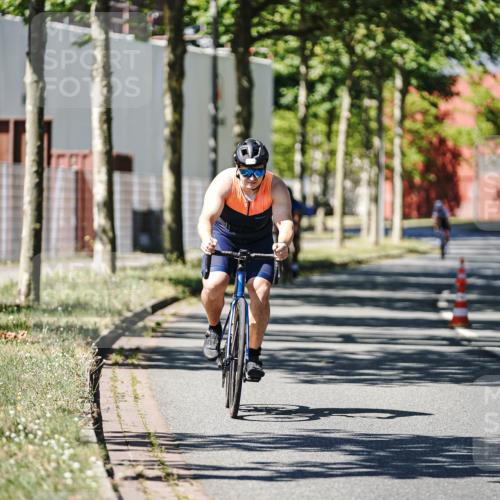 09.08.2026 - GEWOBA Citytriathlon Bremen Michael Burmester http://msf.ph/oto/9950095 09.08.2026 13:02:51 Radfahren 549, 597, 654, 681, 691, 1105 meine-sportfotos.de
