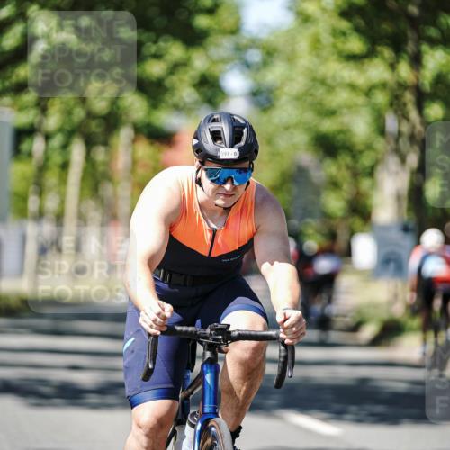 09.08.2026 - GEWOBA Citytriathlon Bremen Michael Burmester http://msf.ph/oto/9950097 09.08.2026 13:02:52 Radfahren 549, 597, 654, 681, 1105 meine-sportfotos.de